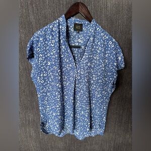 W5 Blue and White Women's Top